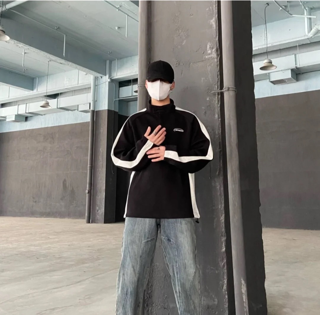 OOTD/男生穿搭/早春的第一件卫衣。