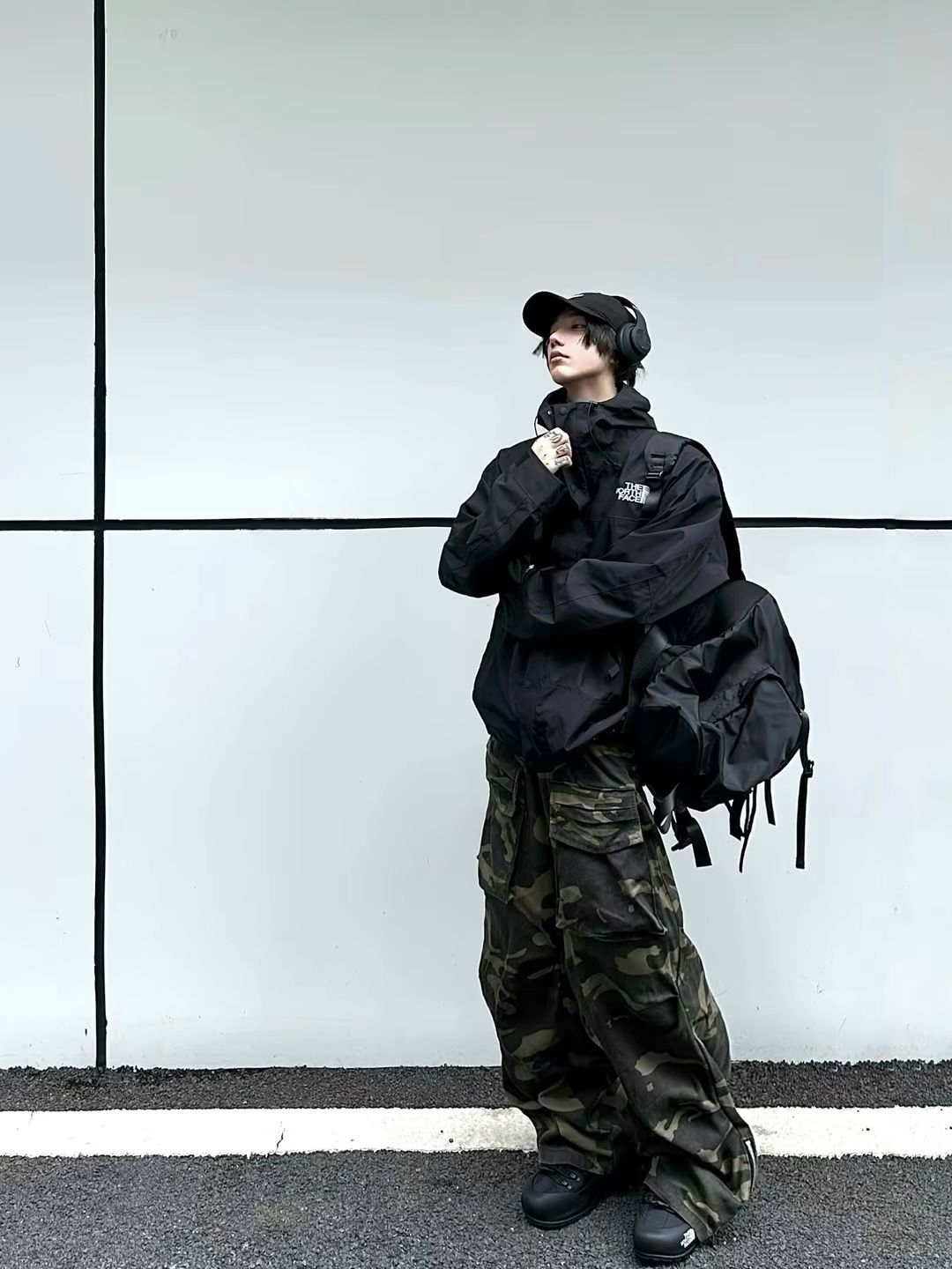 我真的太喜欢这件冲锋衣了！它真的太适合户外运动了！🏃‍♀️🏃‍♂️