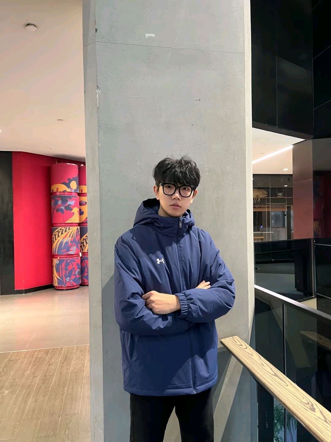 🔥穿上这件Under Armour棉服,保暖又时尚!❄️