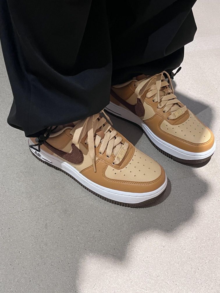 Nike 秋天怎么可以少的了美拉德色的空军
