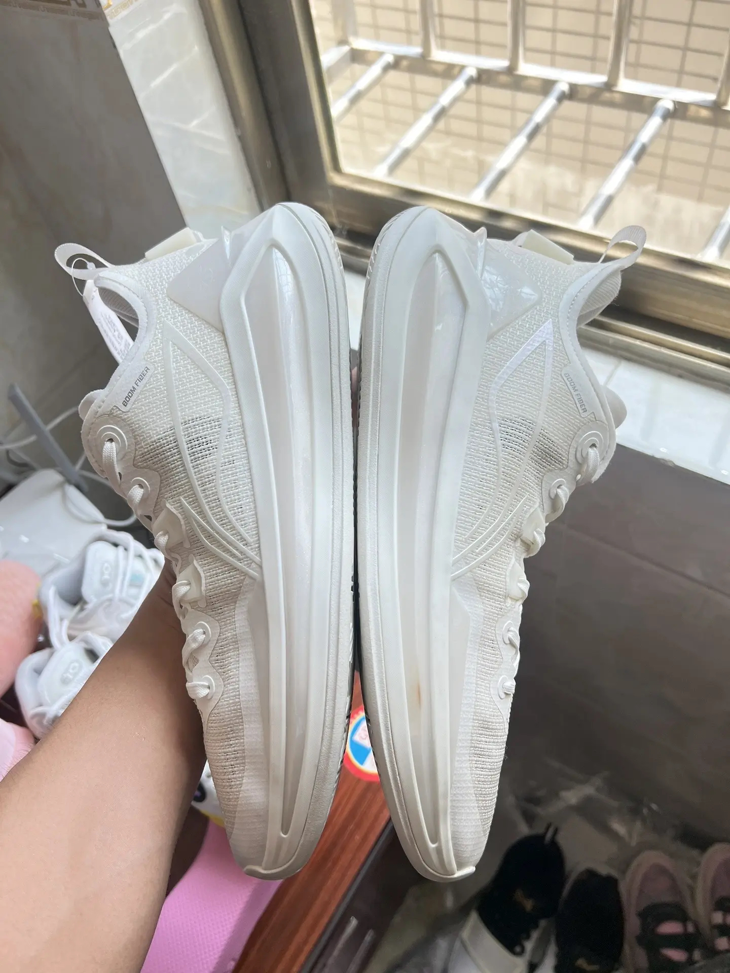 李宁利刃3V2