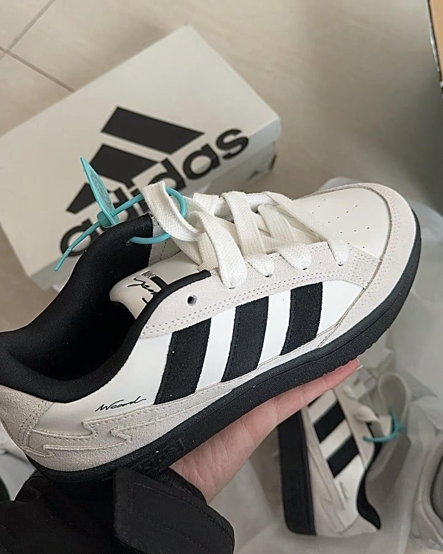 价格3XX 阿迪神仙板鞋