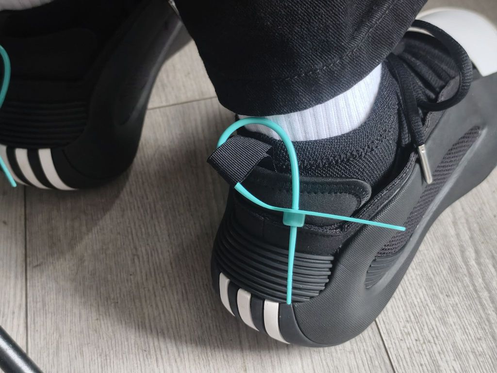 👟球鞋名称：哈登8 黑白

🔍分享理由：