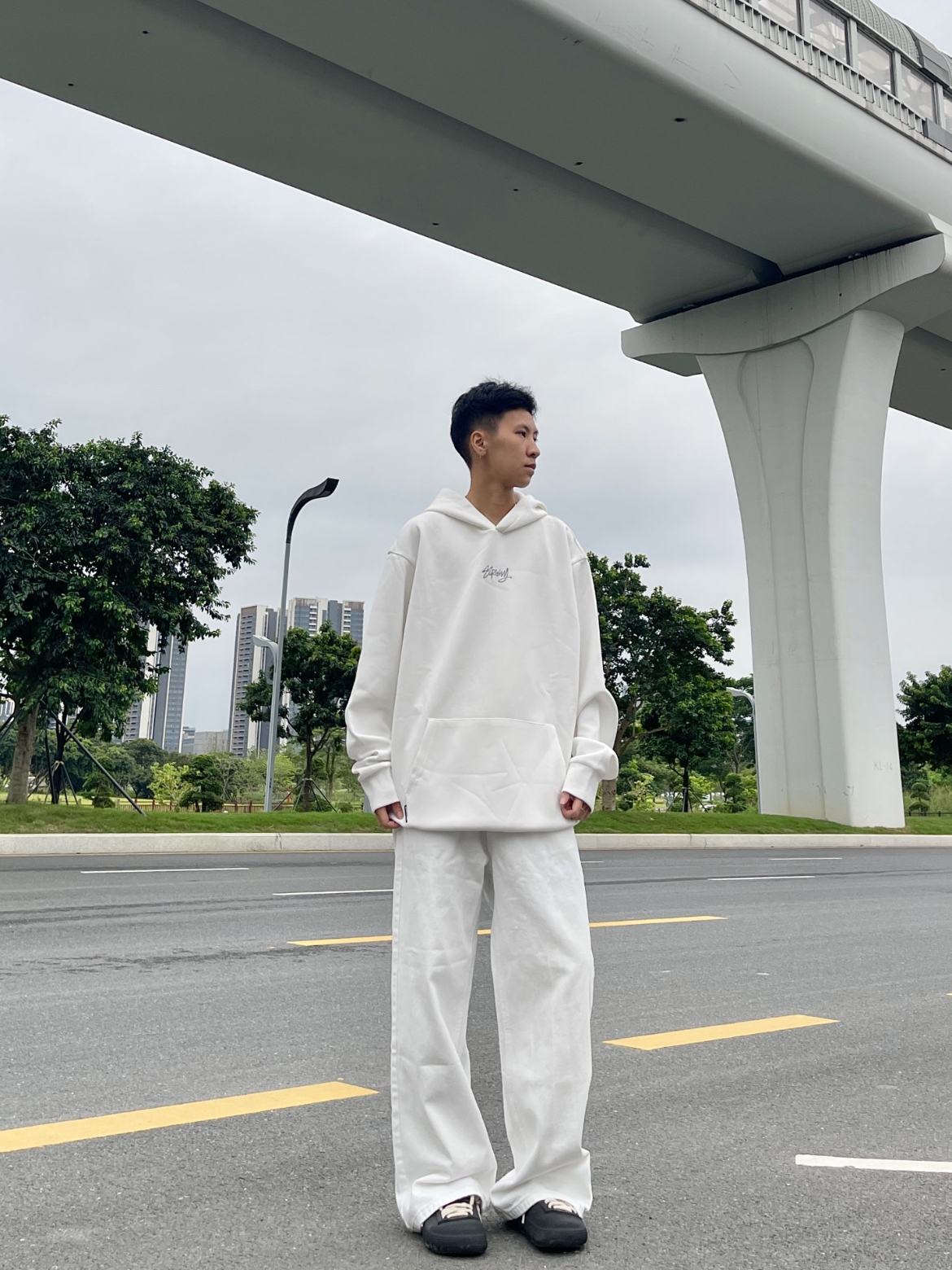 88rising 白色卫衣必须得有一件吧