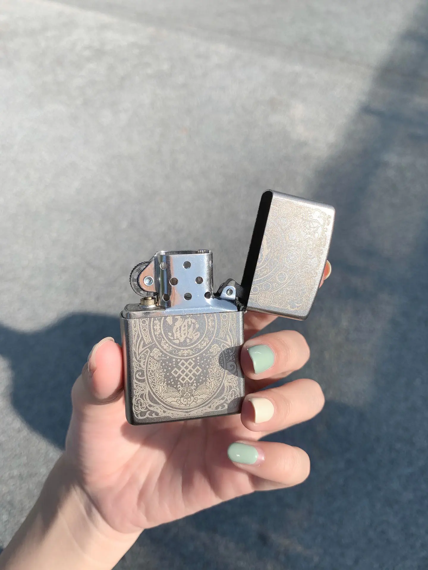我也拥有ZIPPO火机啦!!