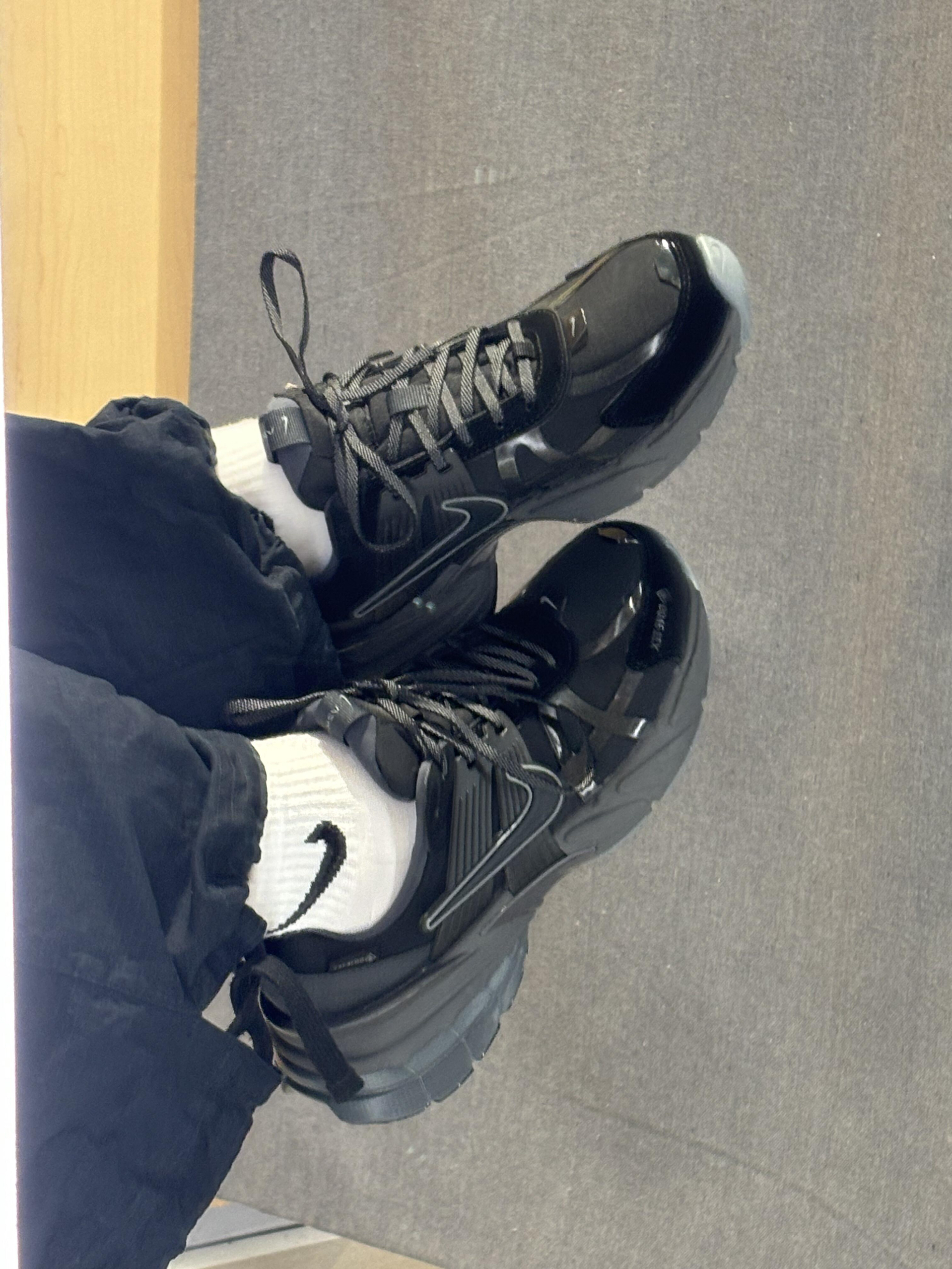 V2K RUn GORE-TEX 防水品黑武士跑鞋