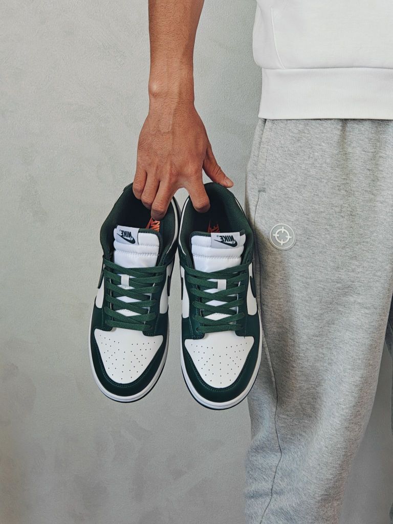 穿搭记录丨白绿情侣dunk