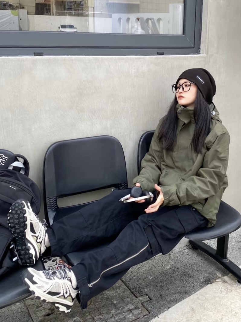 户外穿搭 属于冲锋衣的秋