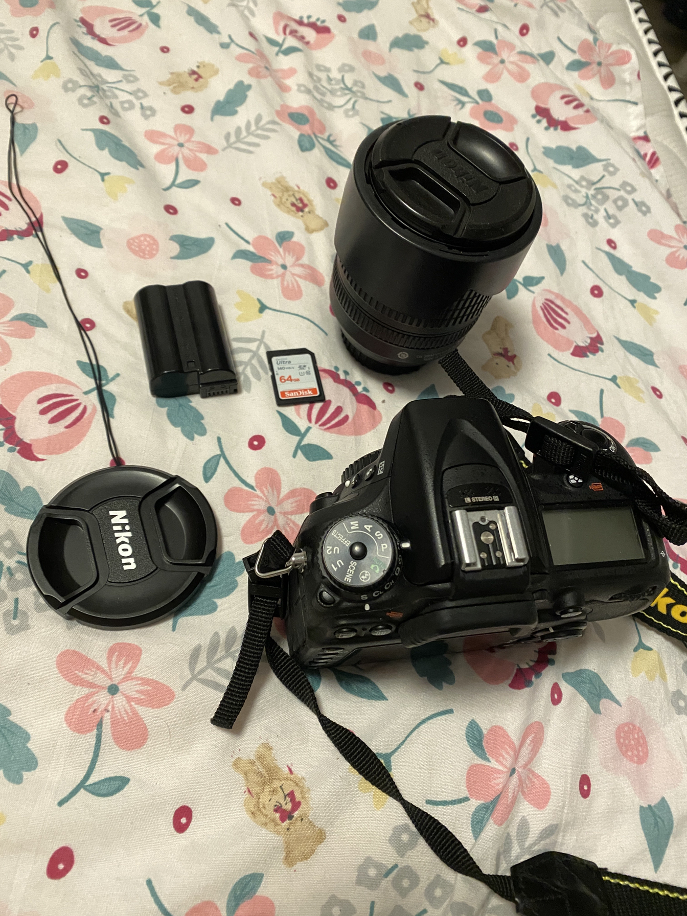 尼康d7100 99新 用过几次 功能完