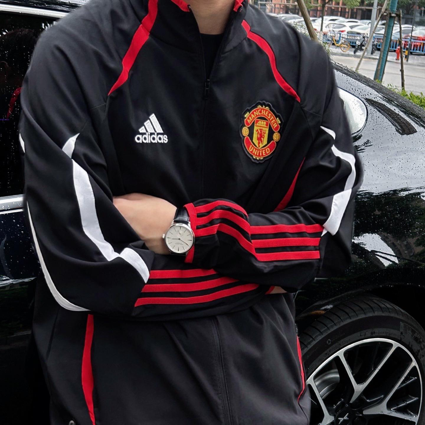 adidas足球运动外套