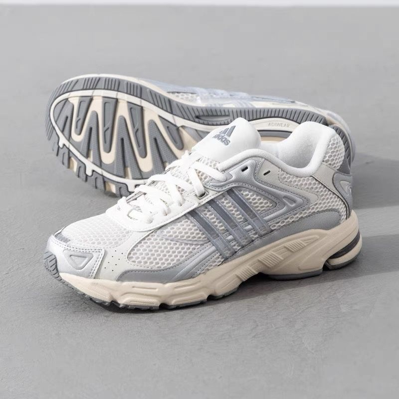 🤔【你还没试过吗?】adidas originals Response CL米银色