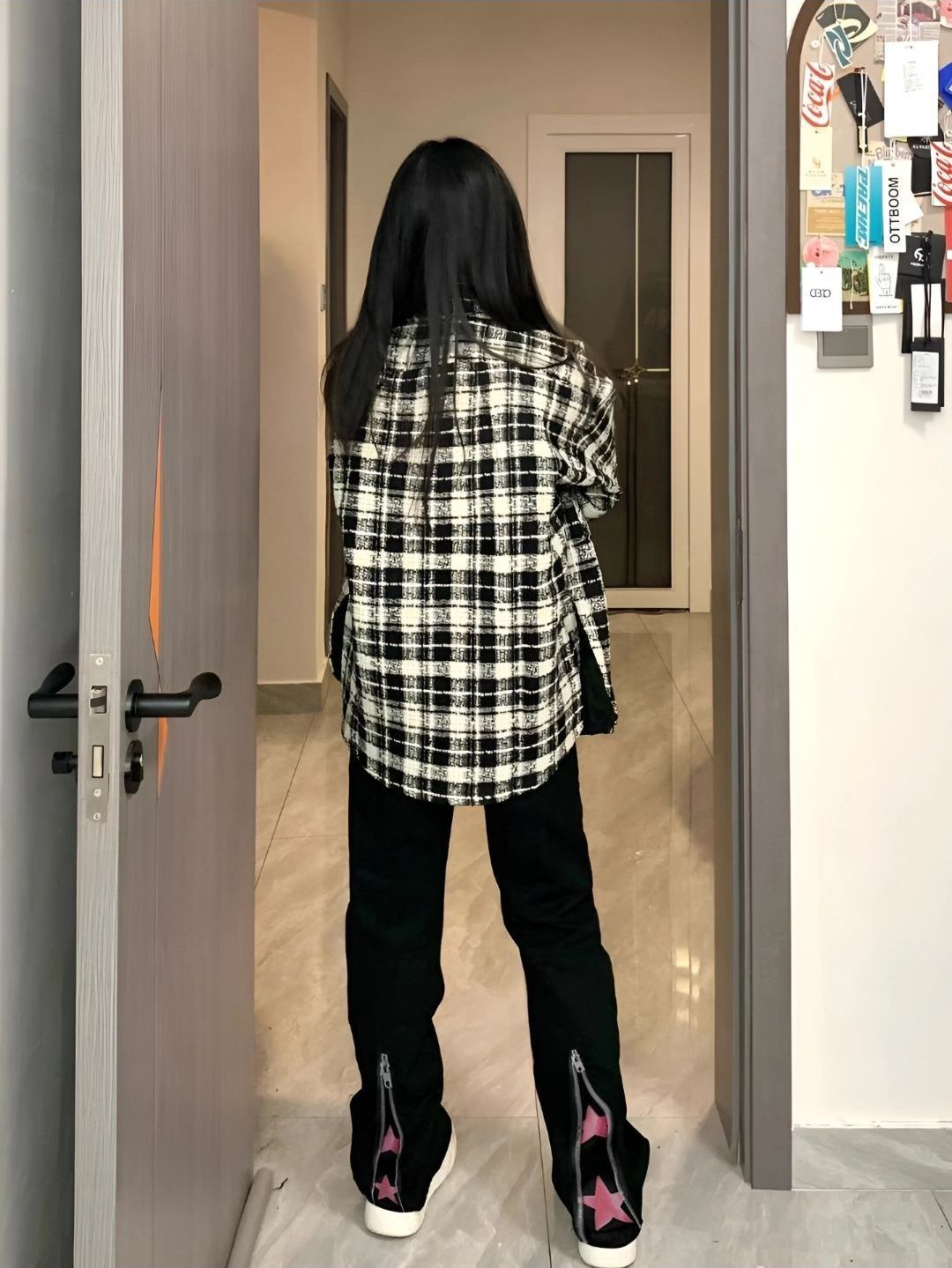 高街辣妹都在穿的牛仔裤原来是它