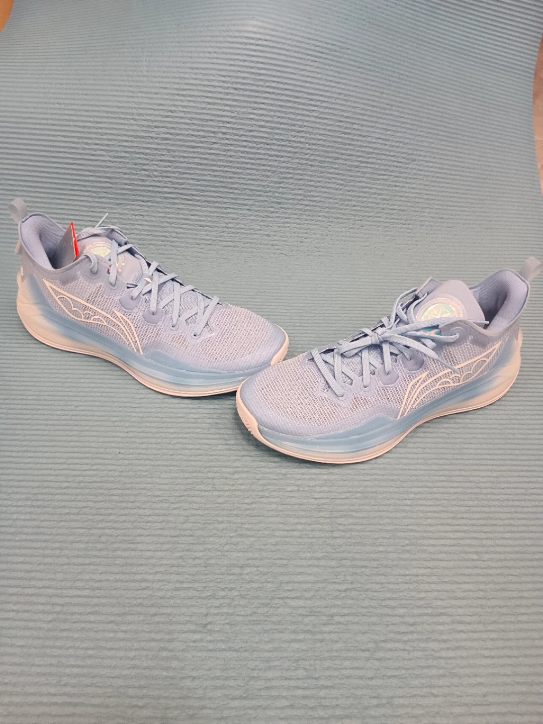 李宁利刃3V2