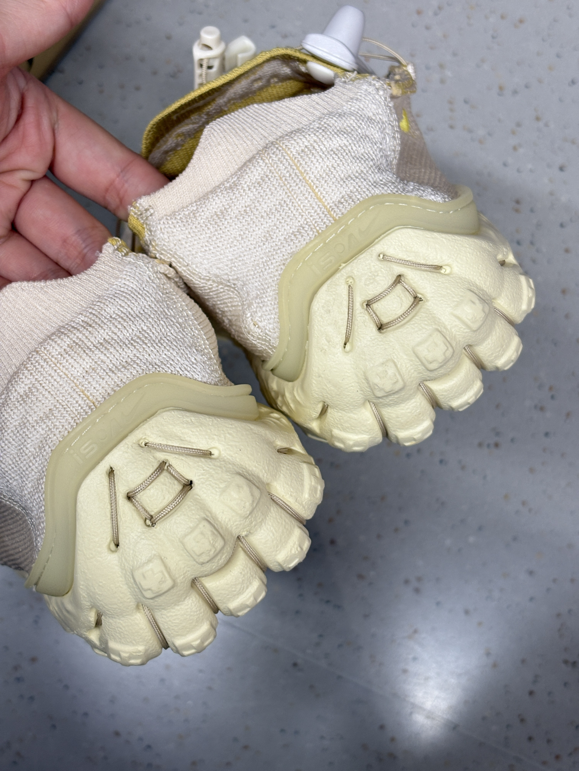带了囧字的艾迪你敢穿吗？