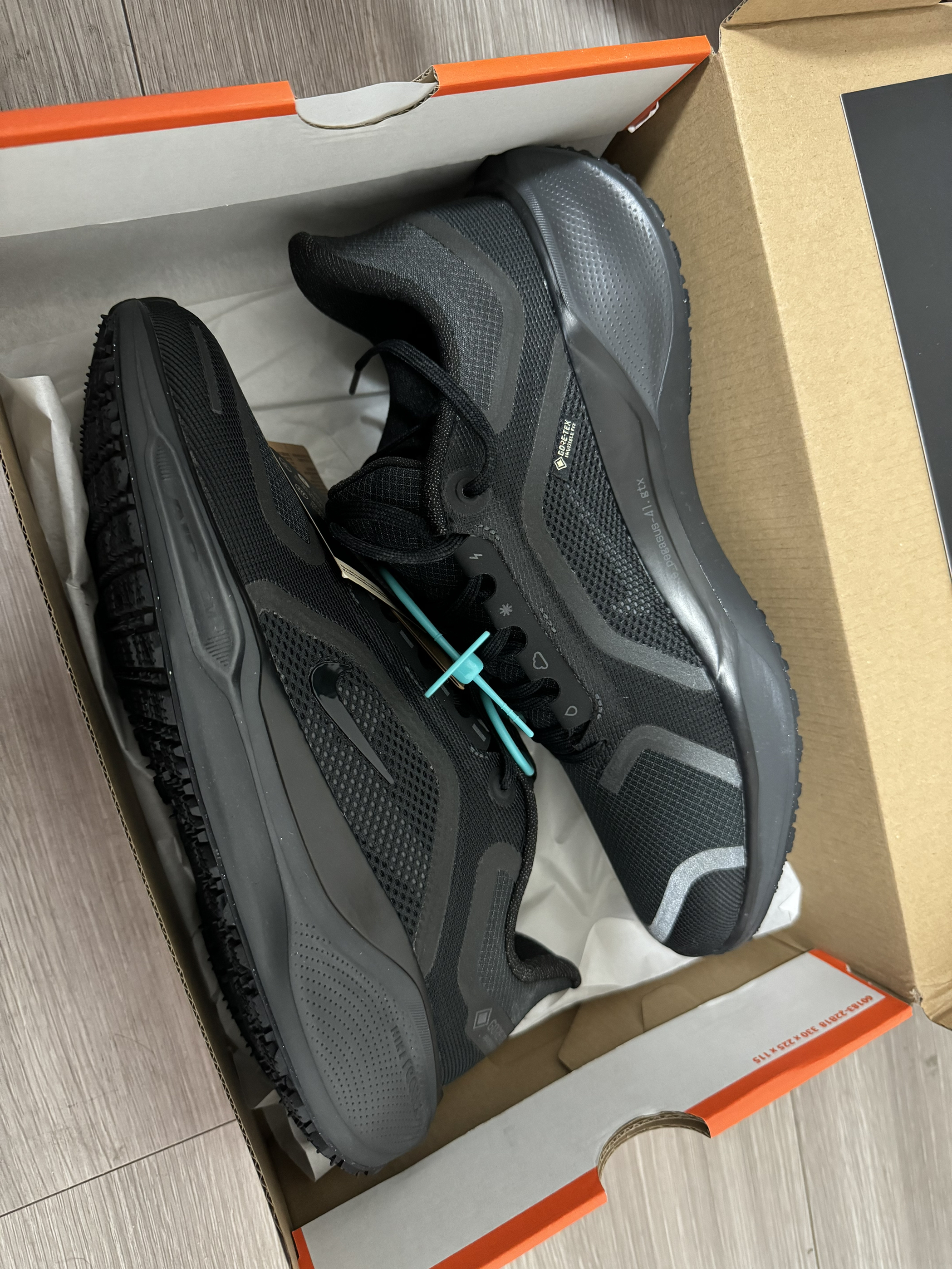 飞马41GTX：一双可以媲美越野跑鞋的冬训神鞋