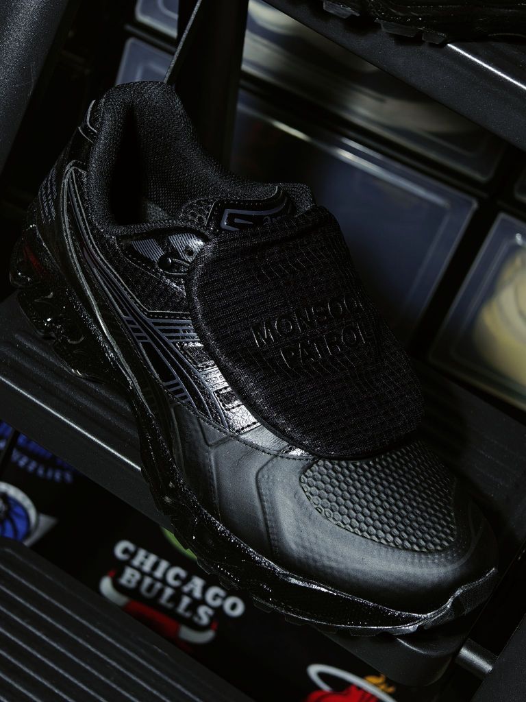 2024年度鞋王|SBTG X Asics三方联名