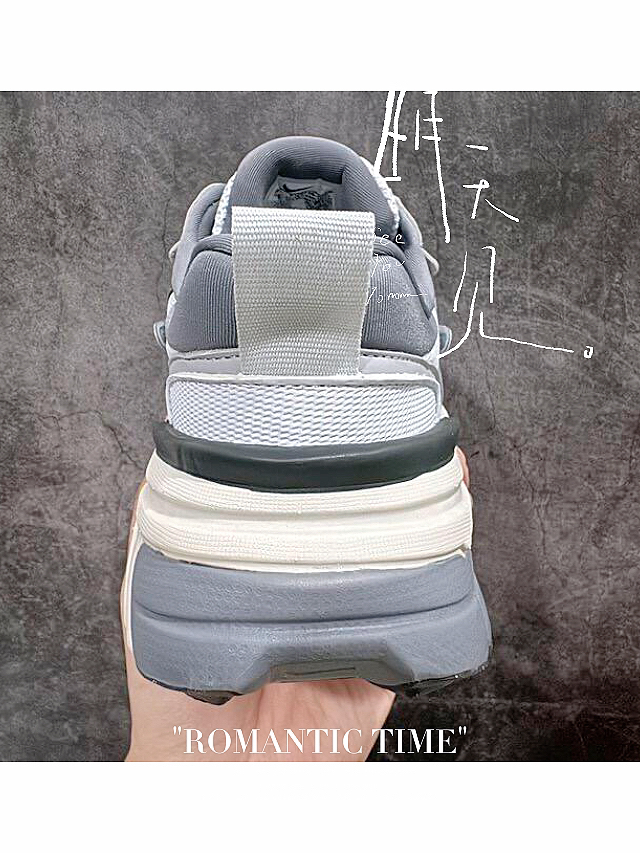 真的百搭到不行!Nike V2K Run | 我的时尚运动搭子
