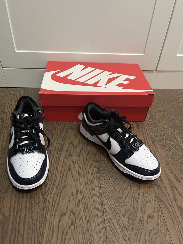🔥这款Nike白深蓝Dunk，别称变色龙配色❗️