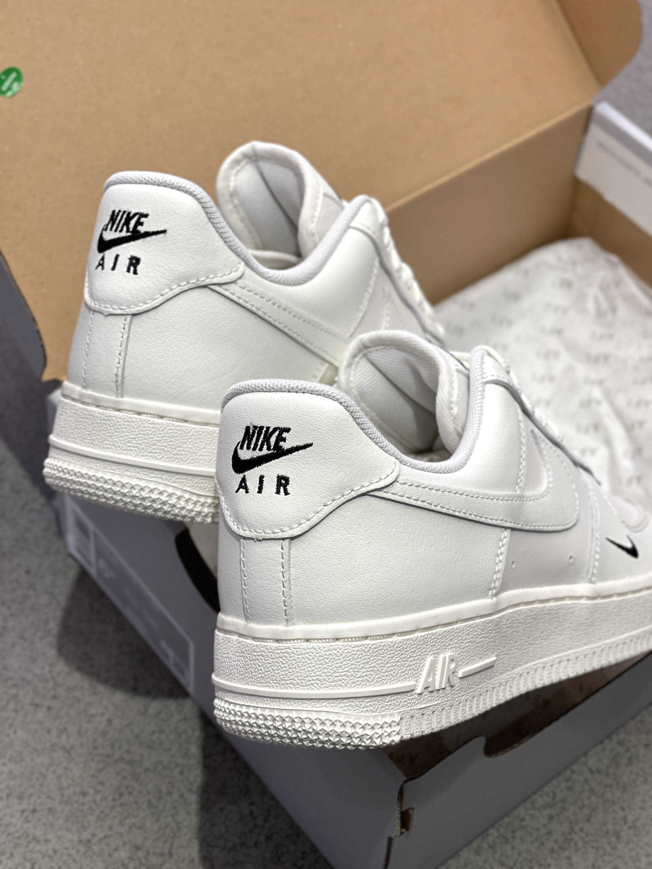 不是吧😅比纯白AF1还好搭⁉️