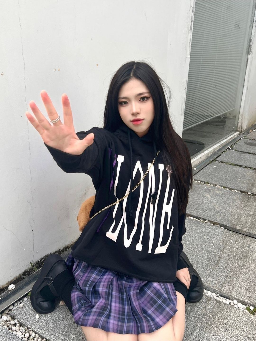 OOTD|早秋元气少女～秋天最适合卫衣配格裙了！!