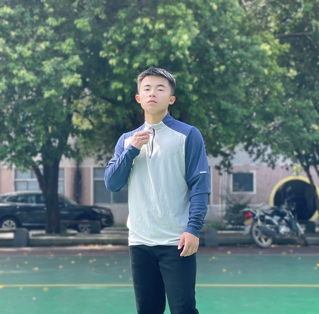 秋天这么穿可太酷啦～