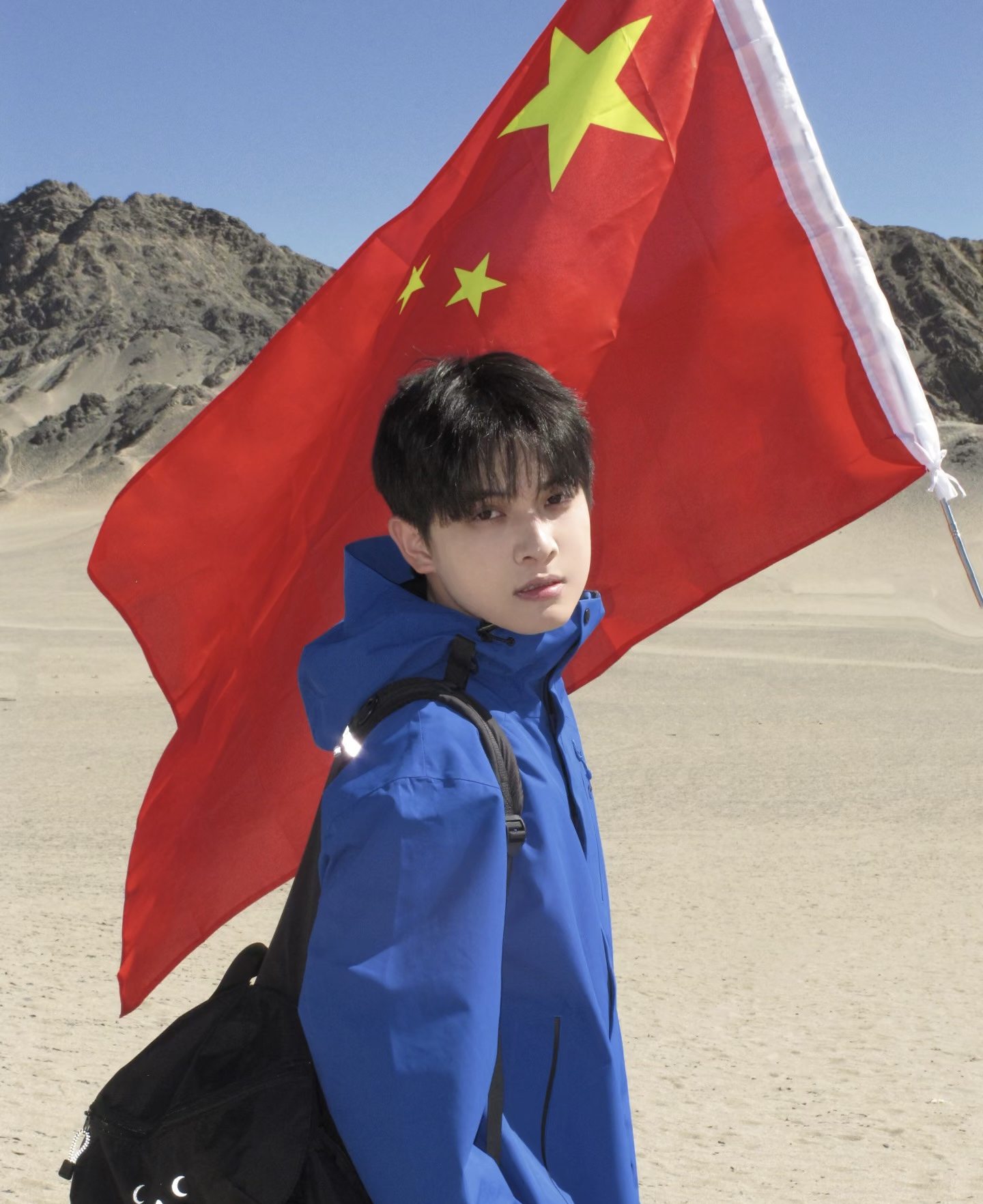 顶级高街骆驼外套