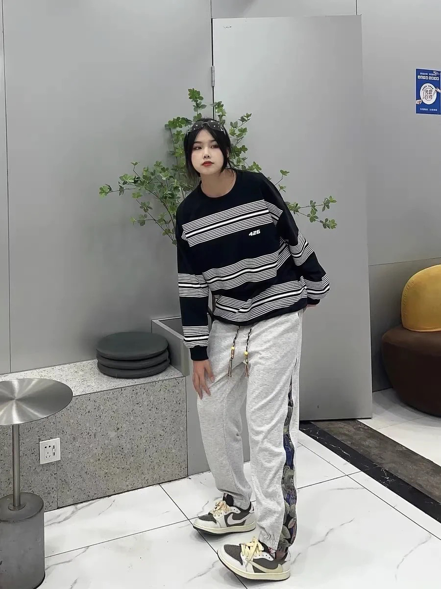 查尔斯桃心 物超所值的休闲长裤