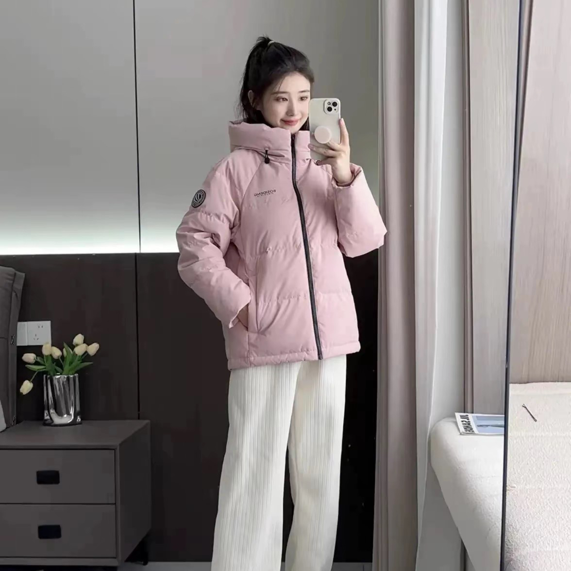 波司登运动羽绒服，时尚保暖新选择>