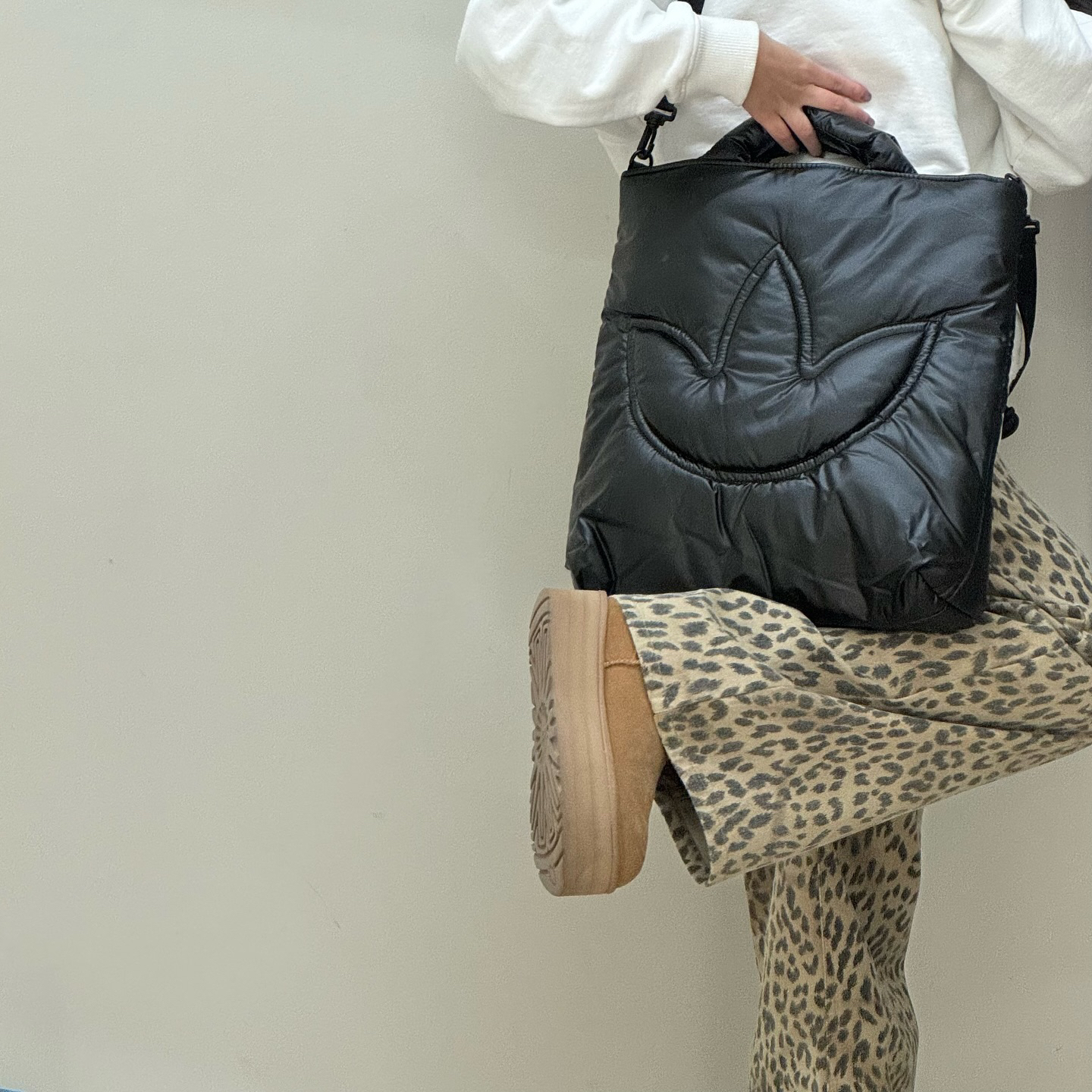 三叶草又出奇怪的包包👜