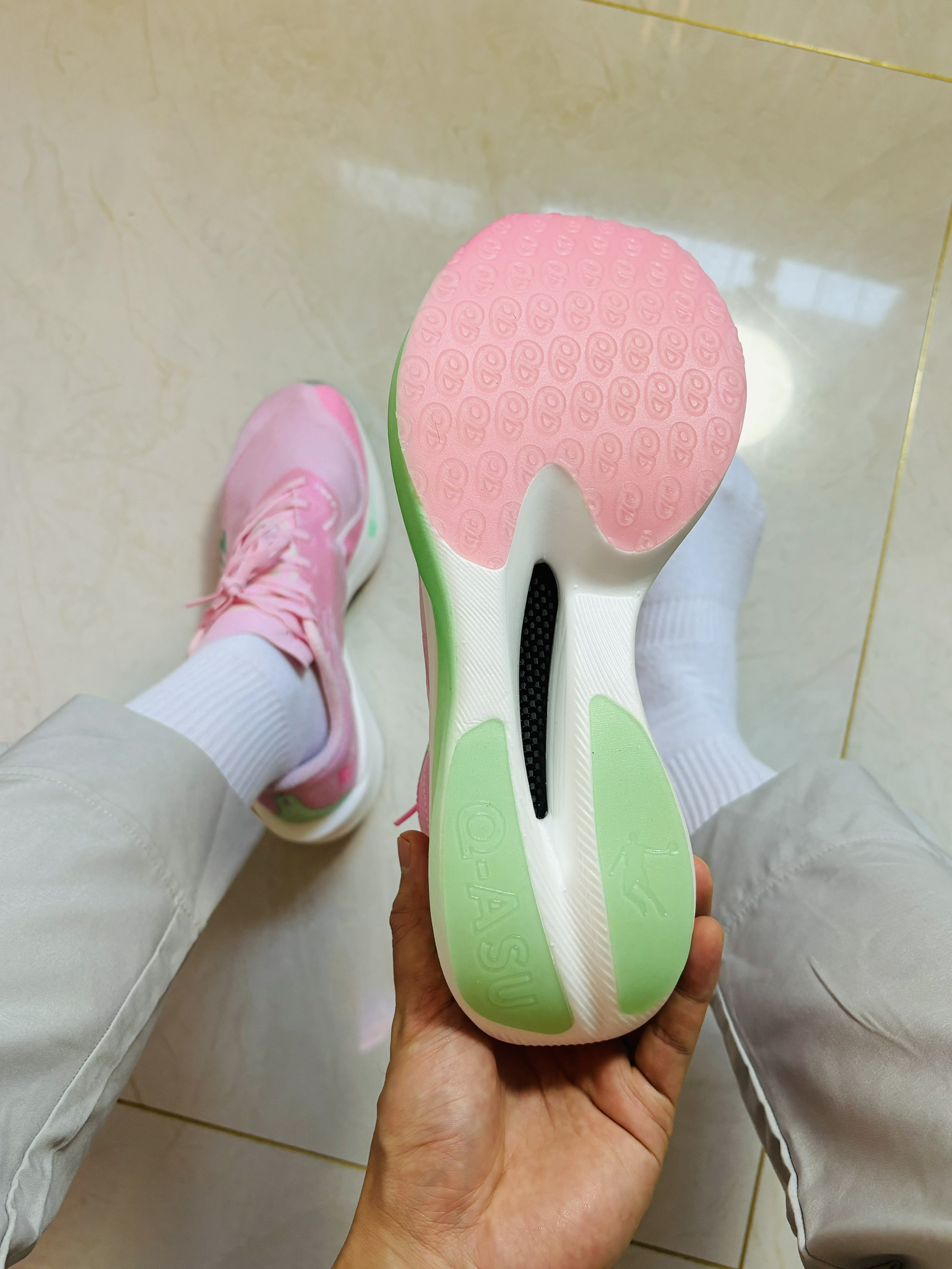 猛男粉跑鞋怎么选？