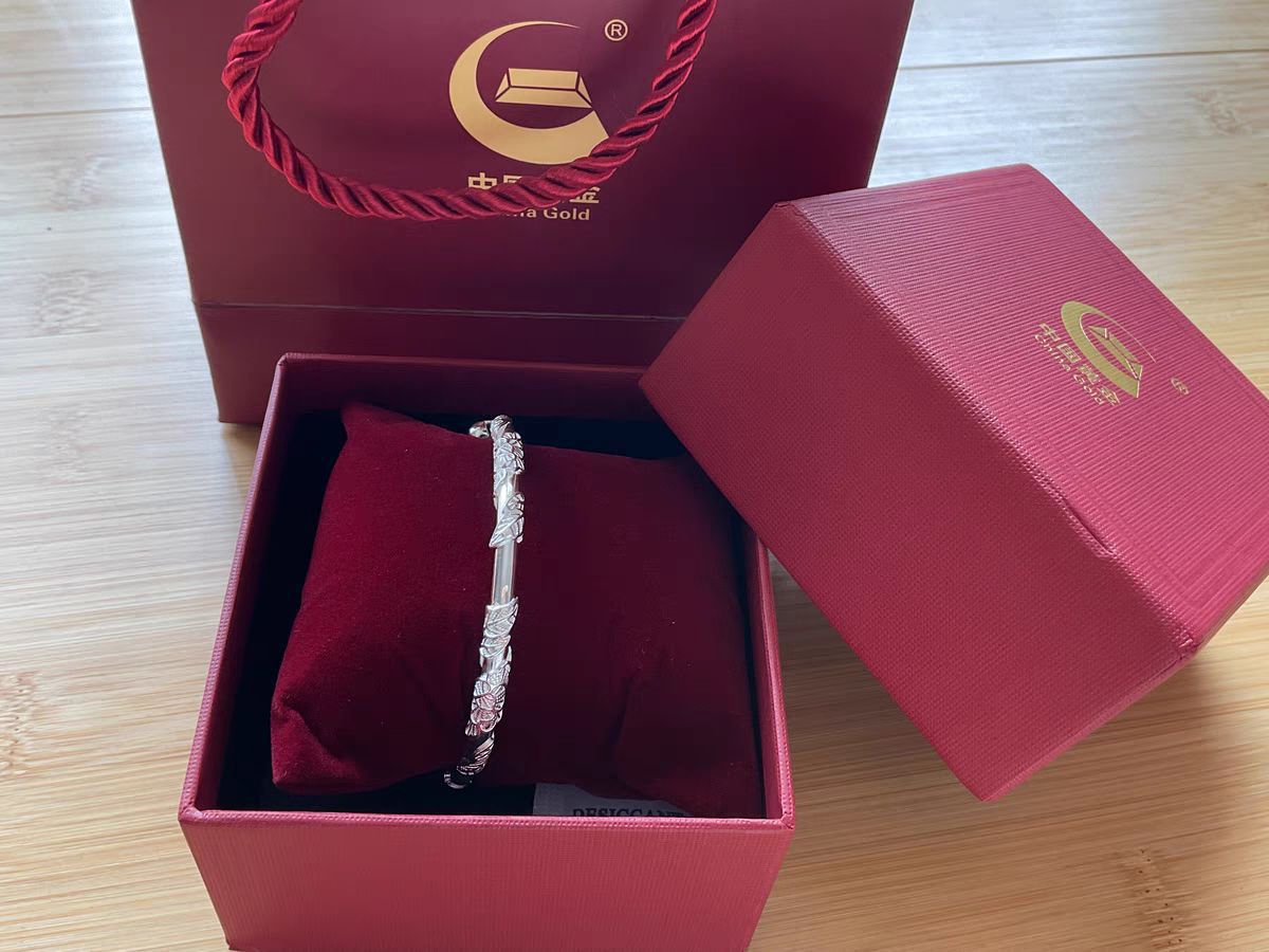 没错‼️手镯界的心头宠😘