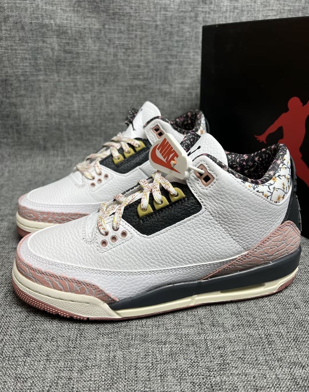 粉色AJ3 GS 款！开始期待春天了！