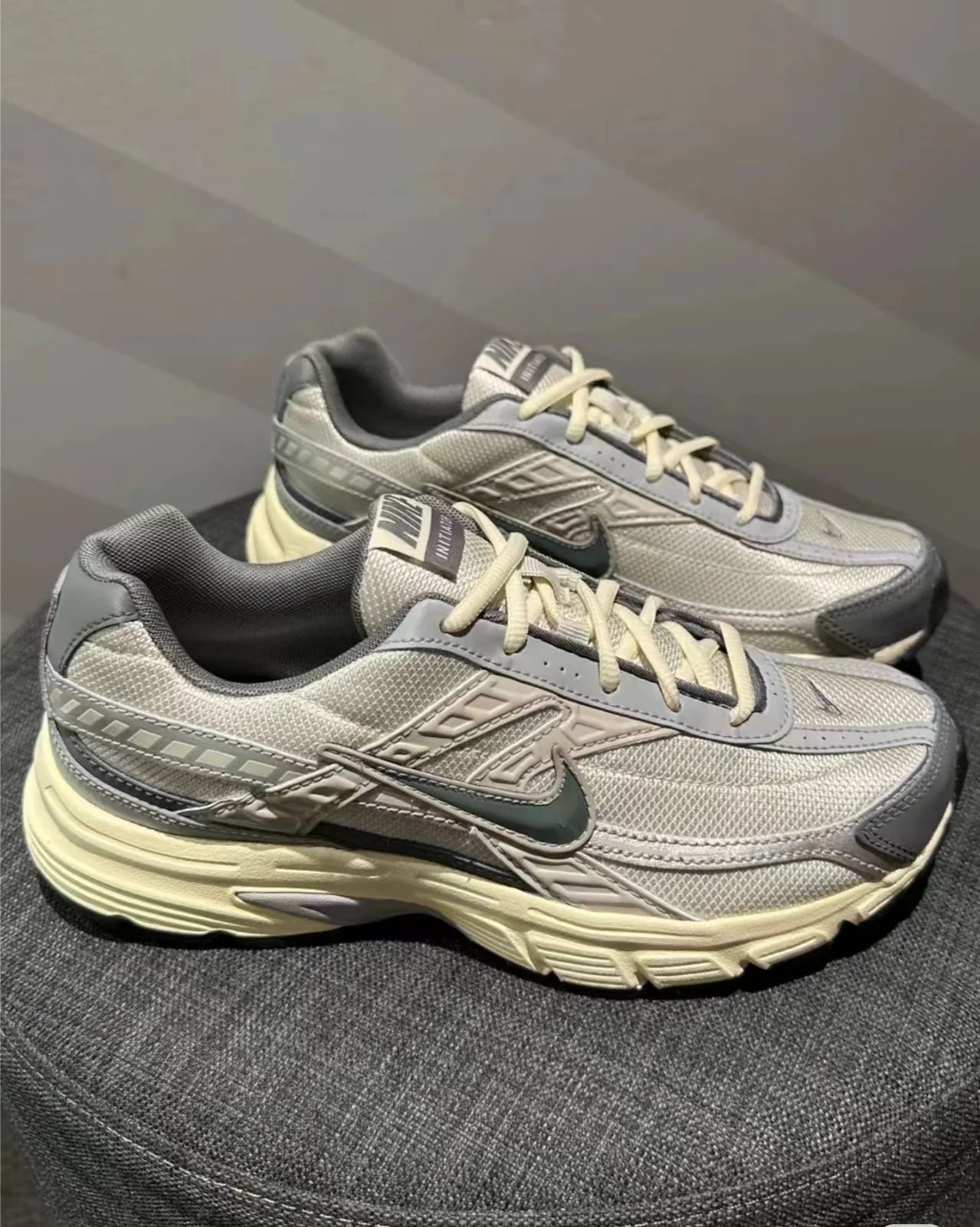 近期高颜值小众复古跑鞋 好看不贵值得入手