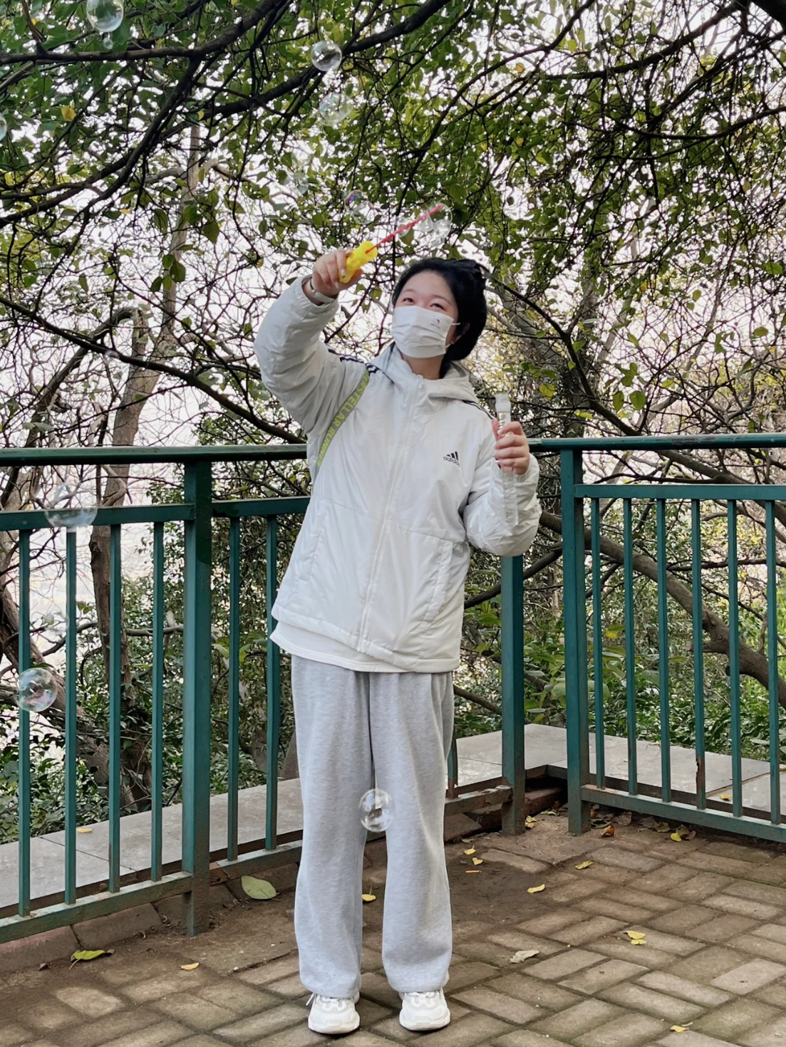 适合日常通勤的羽绒服