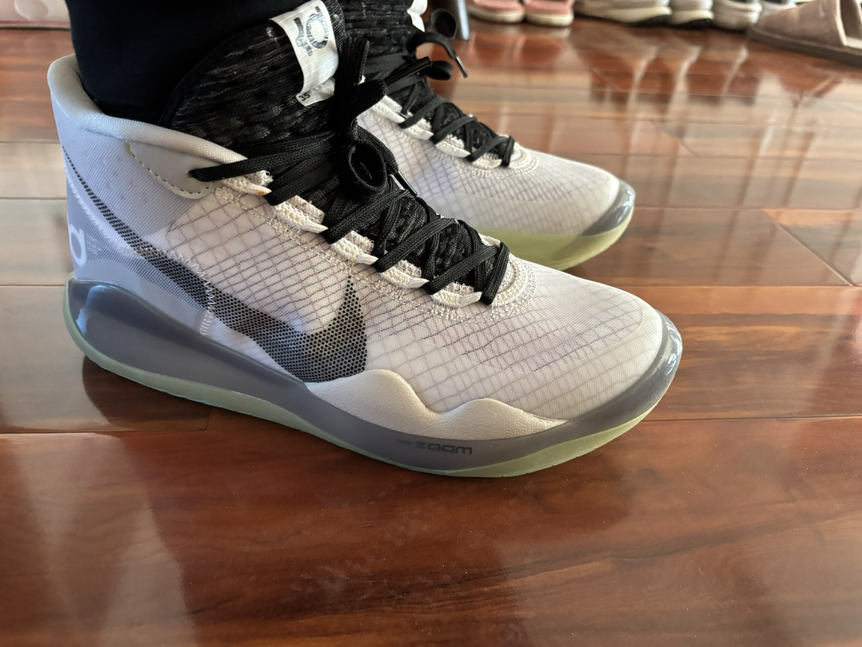 KD12
