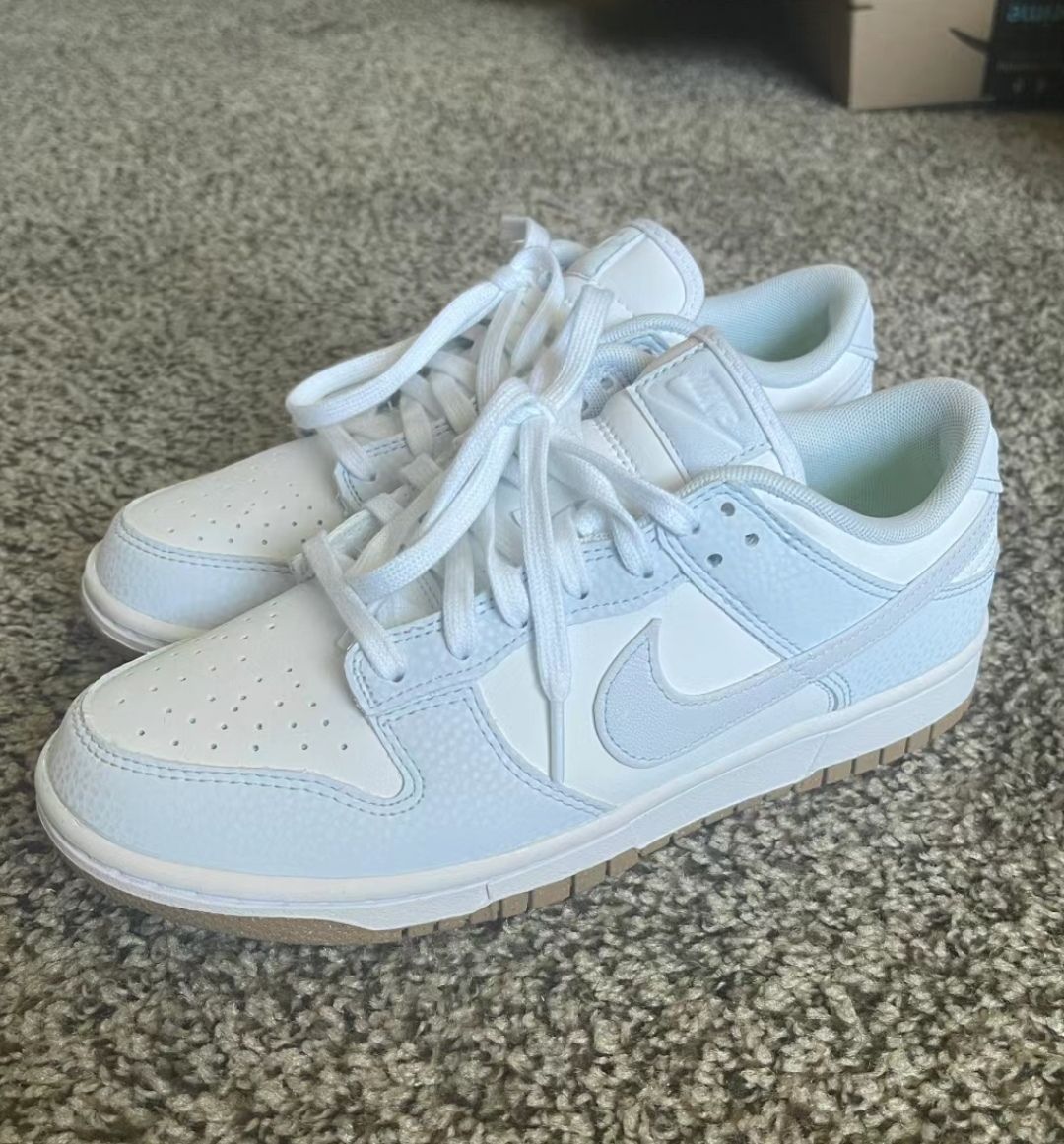 👟✨宝子们，今天来给大家分享一双超级仙的Nike鞋💕