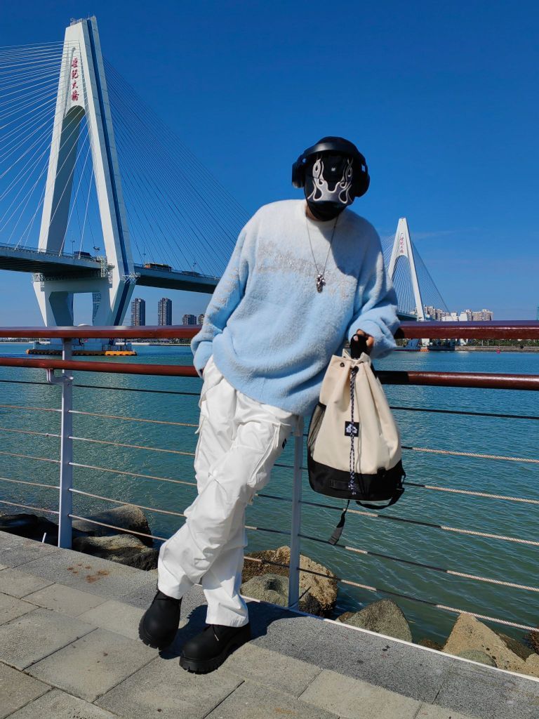 冬季海边休闲穿搭
