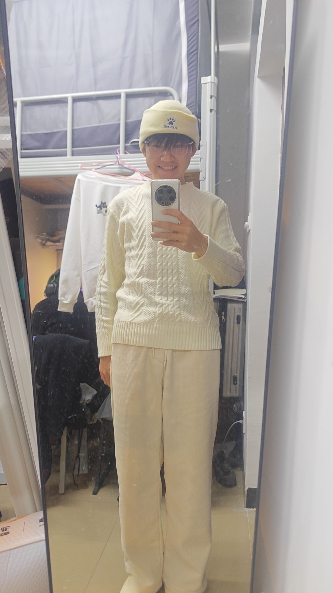 各位我这个穿搭好看吧！