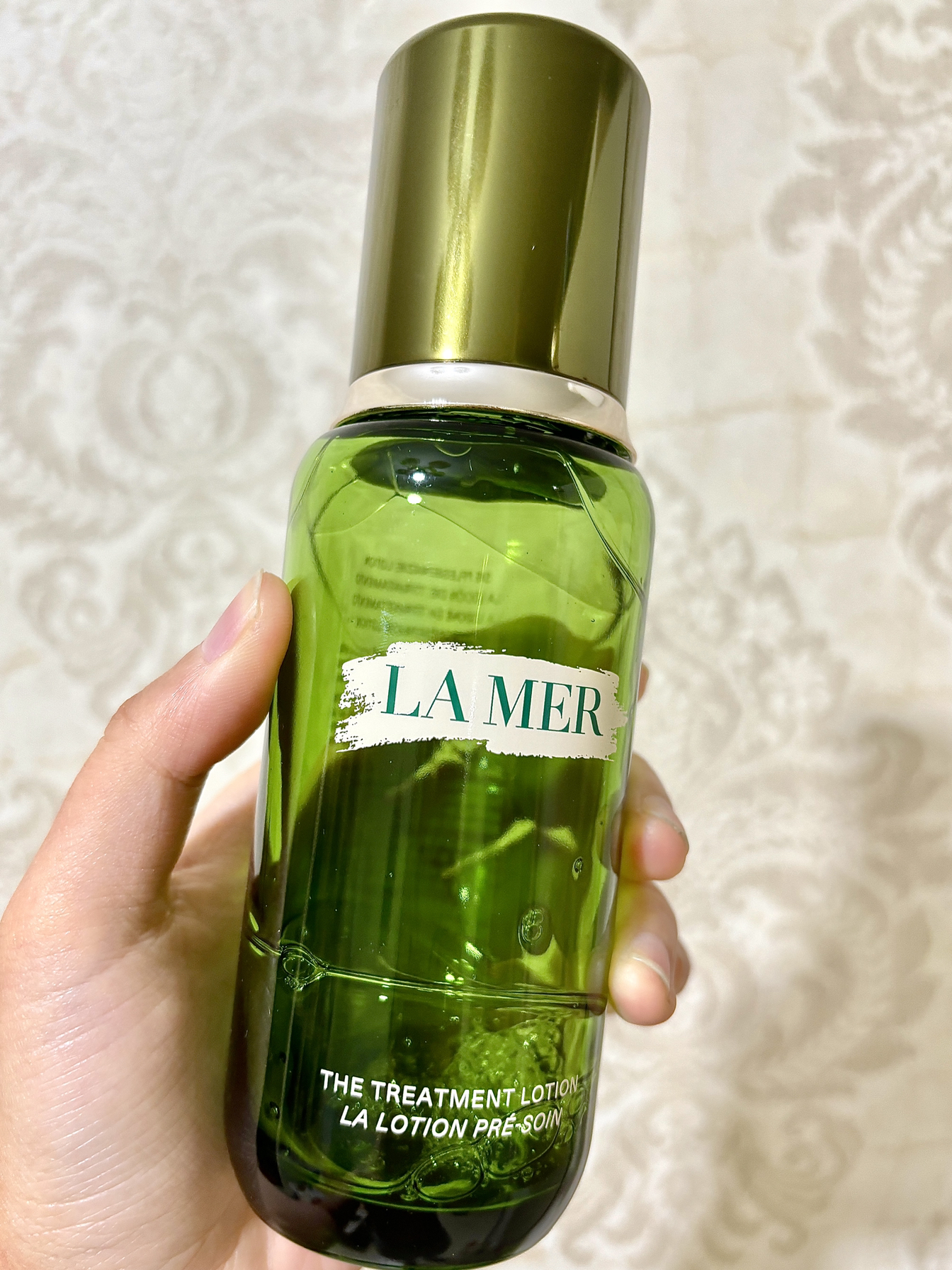 海蓝之谜精粹水的正确使用方法