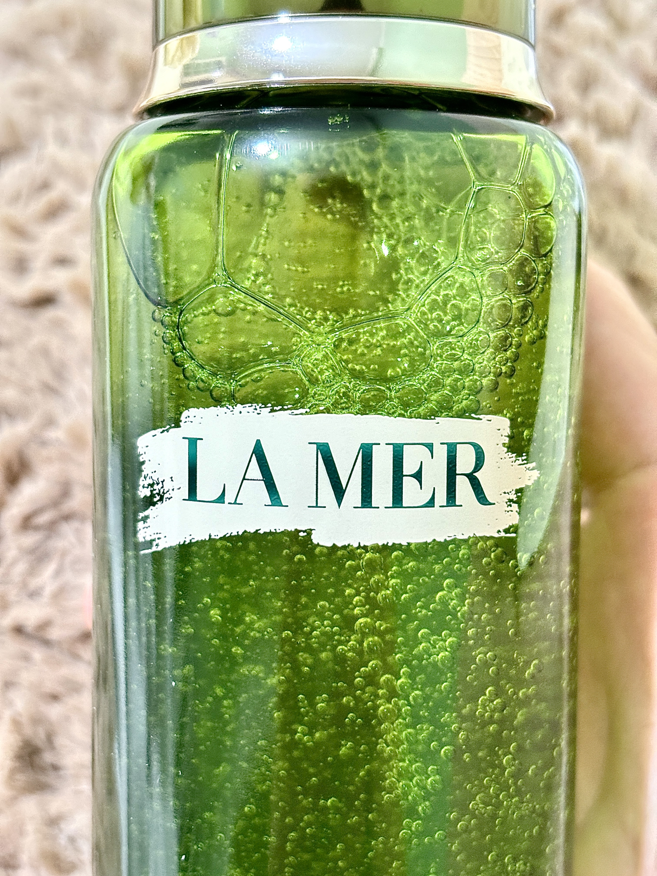 海蓝之谜精粹水的正确使用方法