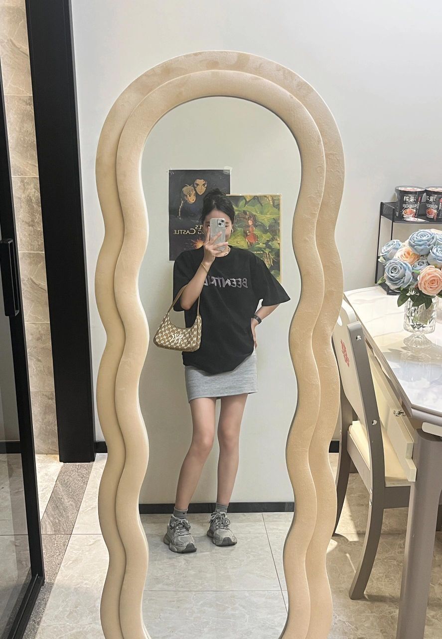 这么穿出门老是被人盯着看肚子⁉️