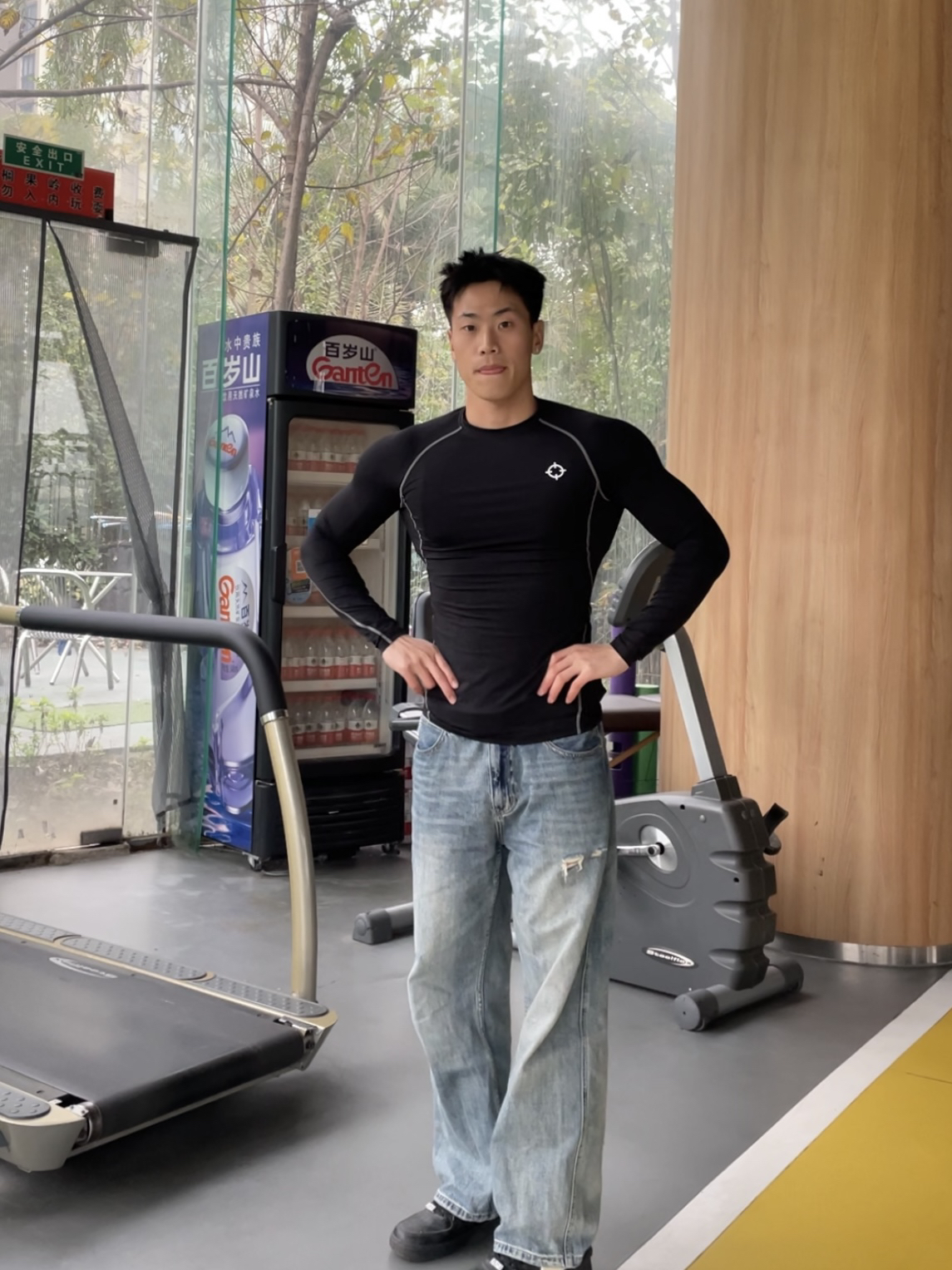 男大健身