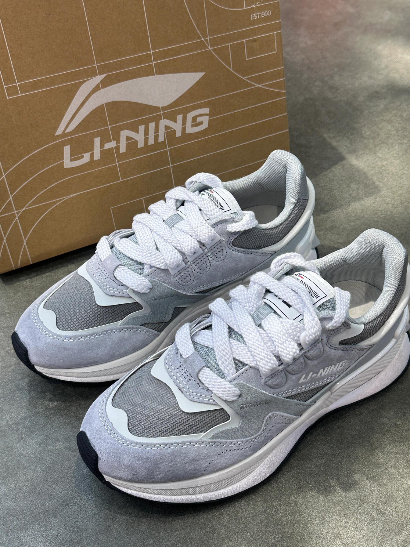 听说你喜欢低调点的颜色?看这个行不?