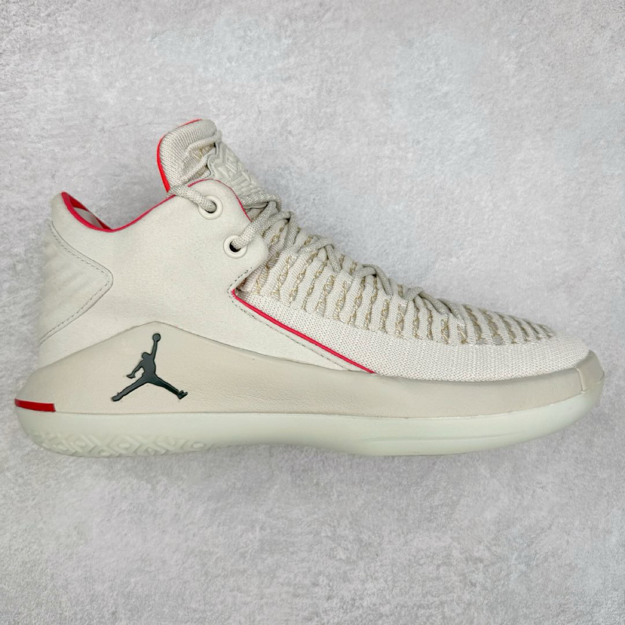 上脚即起飞！Air Jordan 32 Low 实战亲测实战性能更是没得说！