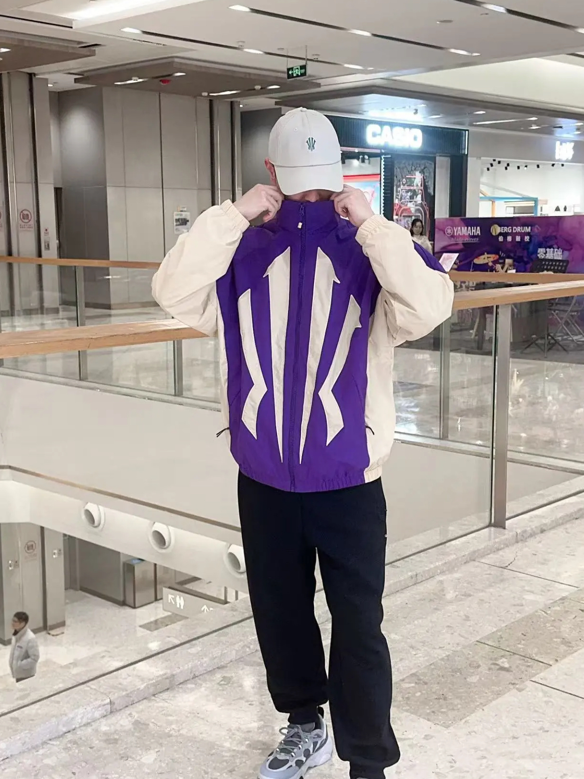 Anta 帅气年轻的立领夹克谁还没有