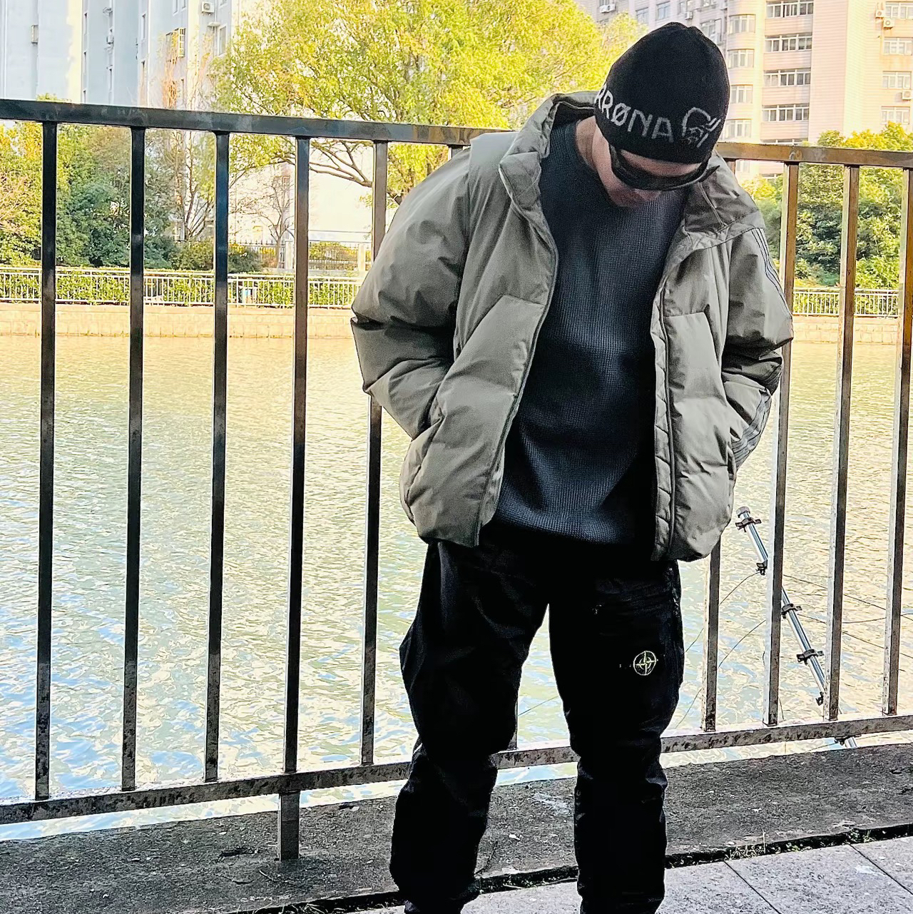 OOTD简约立领羽绒服穿搭 |卡其色很耐看