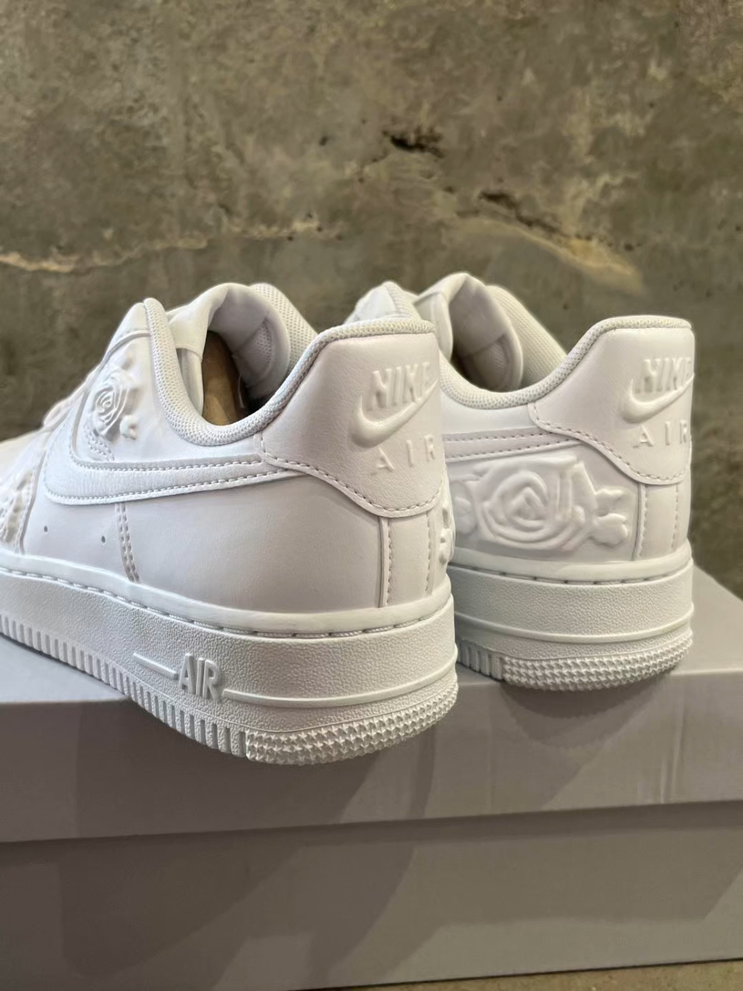 NIKE｜浮雕花空军一号🌹