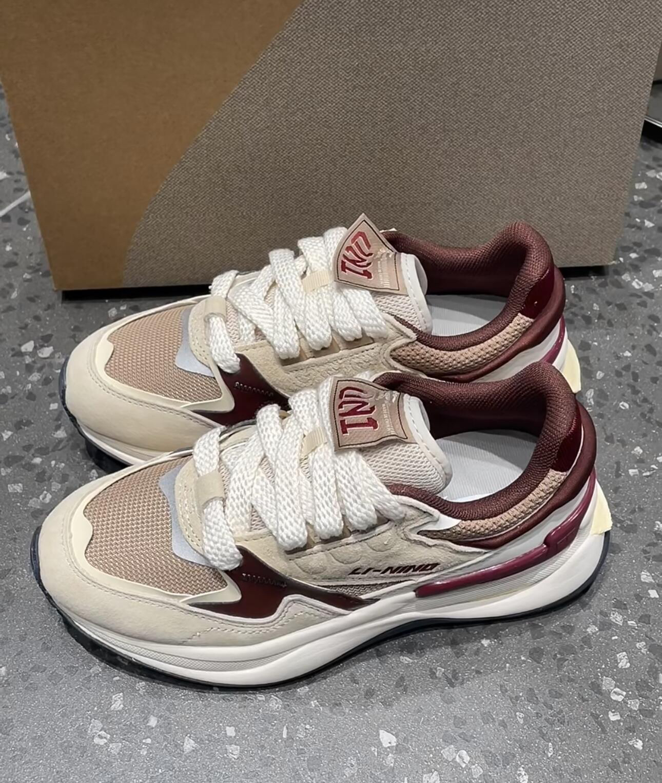 李宁 001初心V2👟