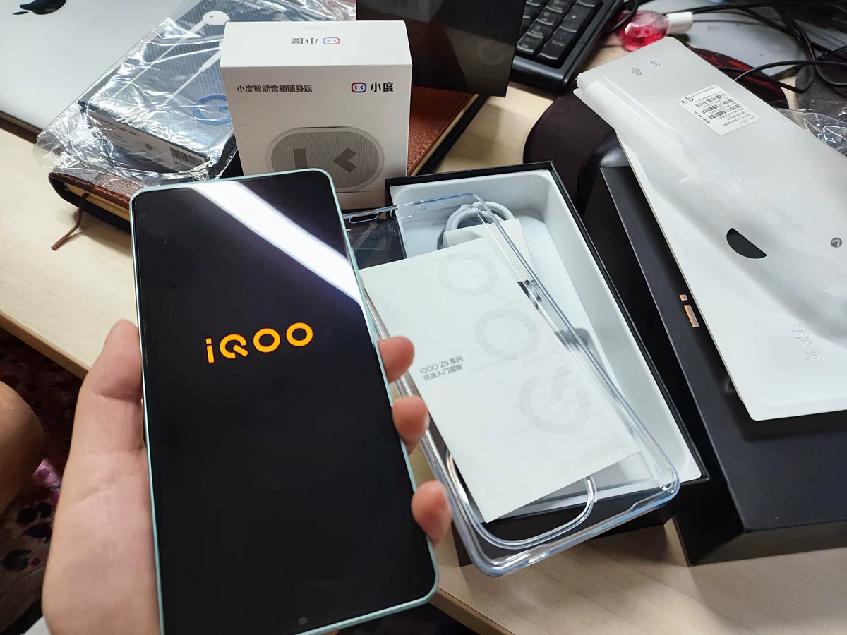 《iQOO Z9 Turbo 5G 手机使用体验：优点与不足大揭秘》