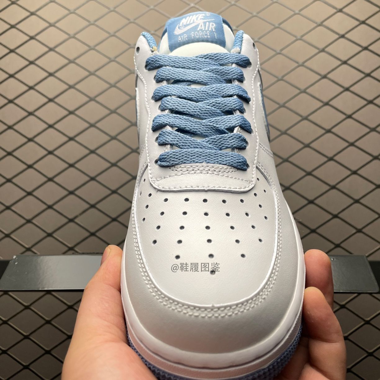 🌀暖冬 | TTD Nike Air Force 1 07 白蓝（鞋履图鉴第71期）